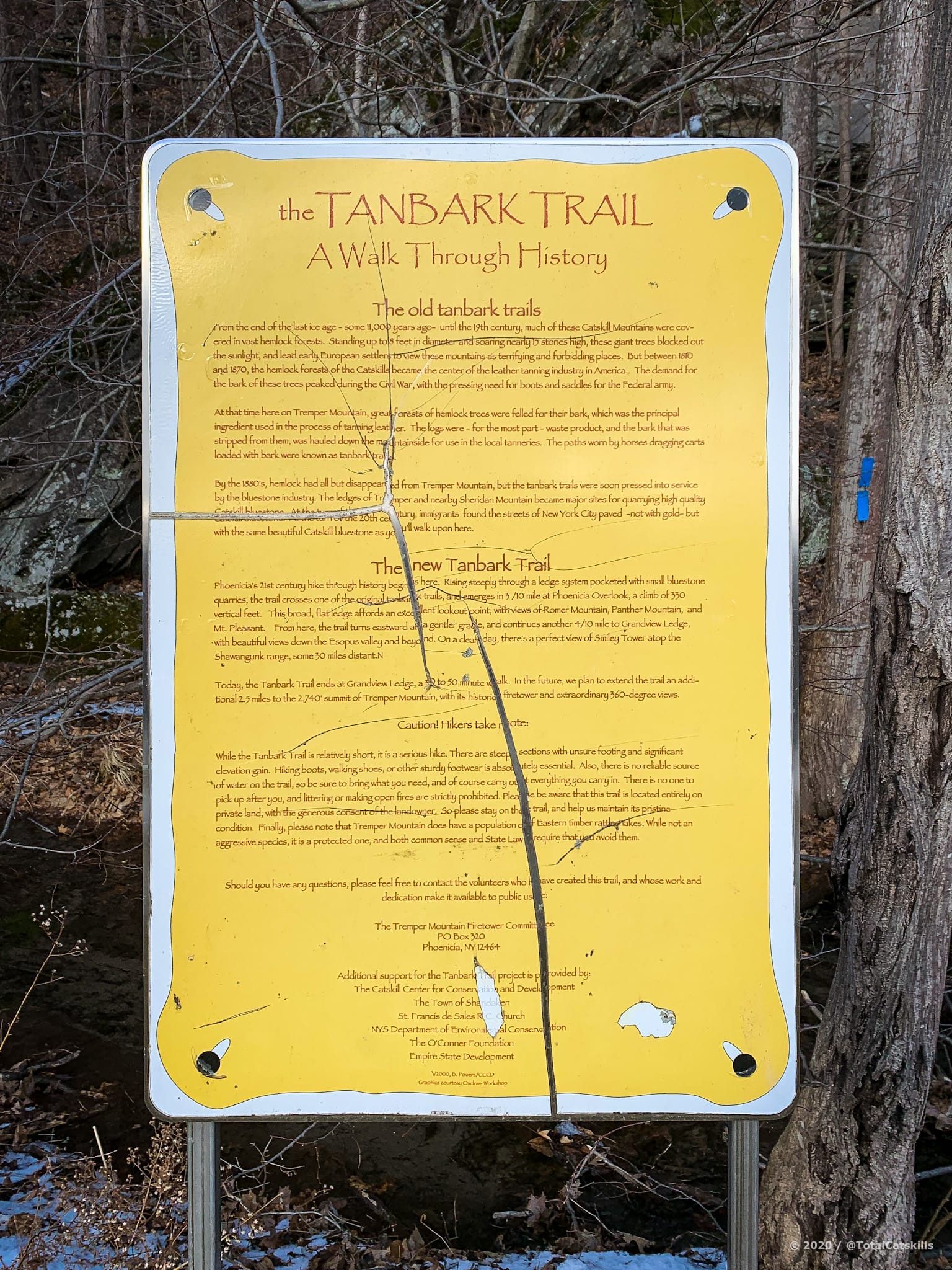 tanbark trailhead sign