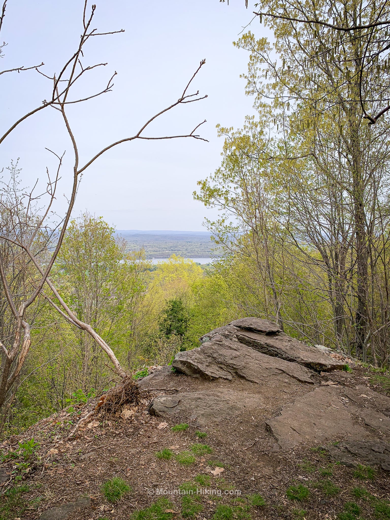 overlook of Hudson River