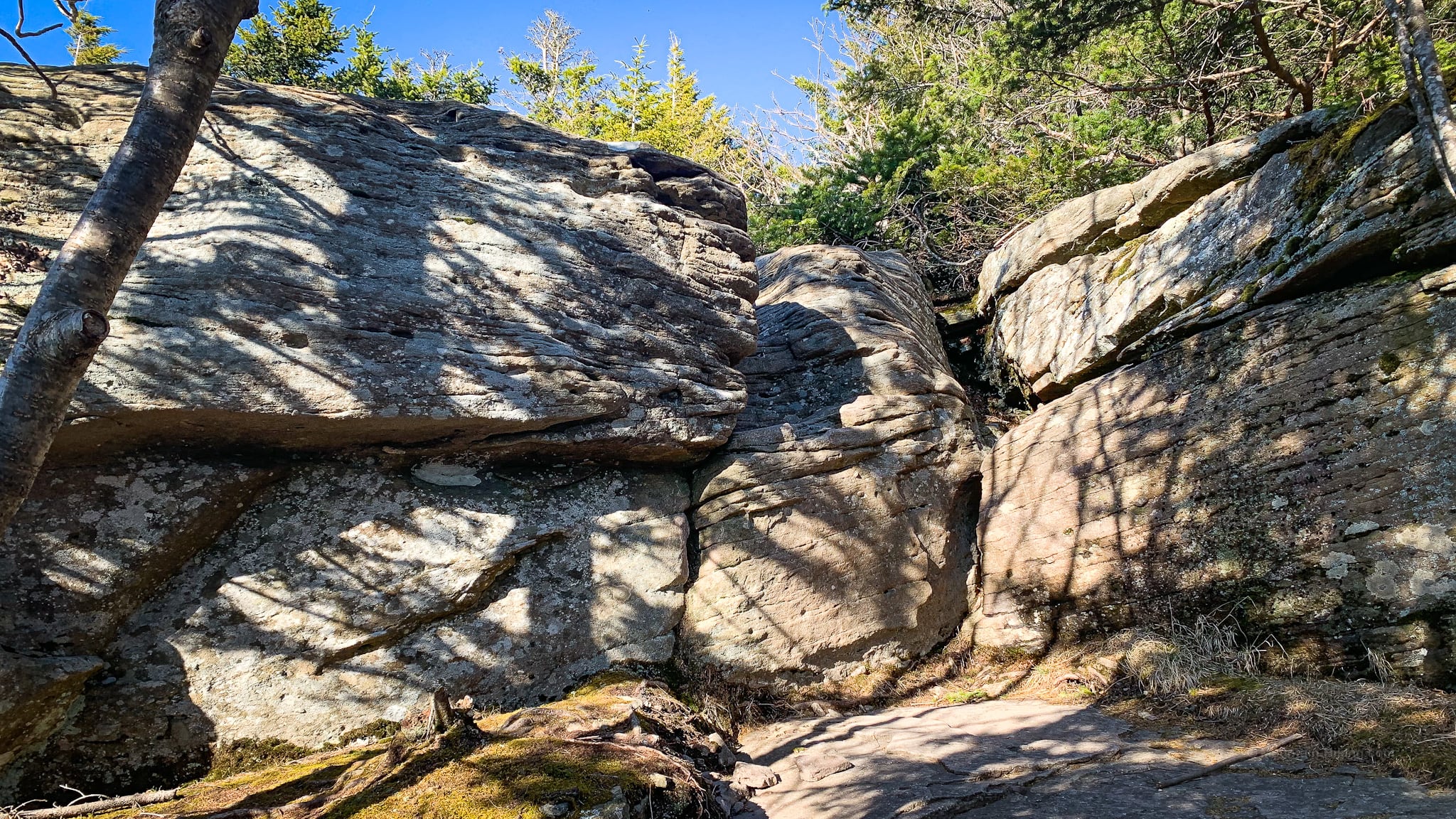 plateau rock ledge