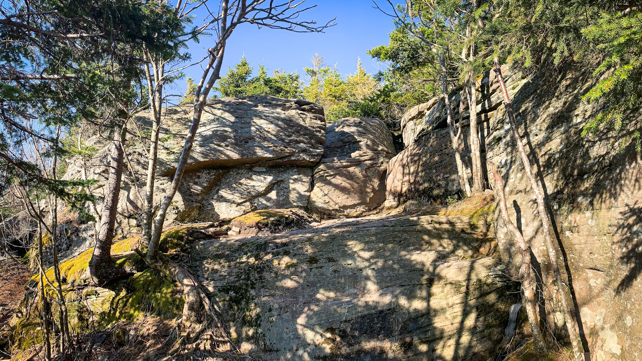 plateau rock ledge