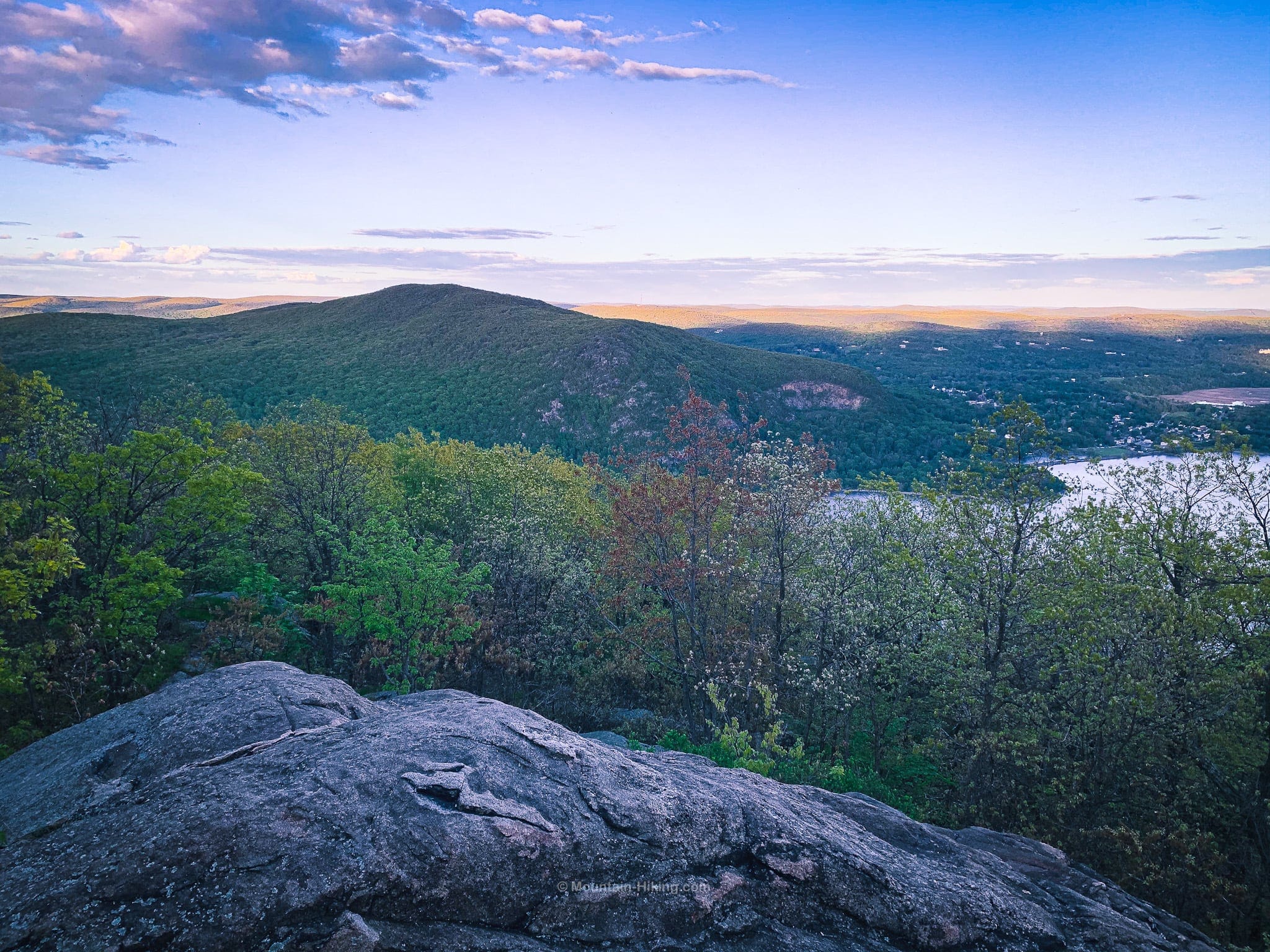 Storm King Mountain 