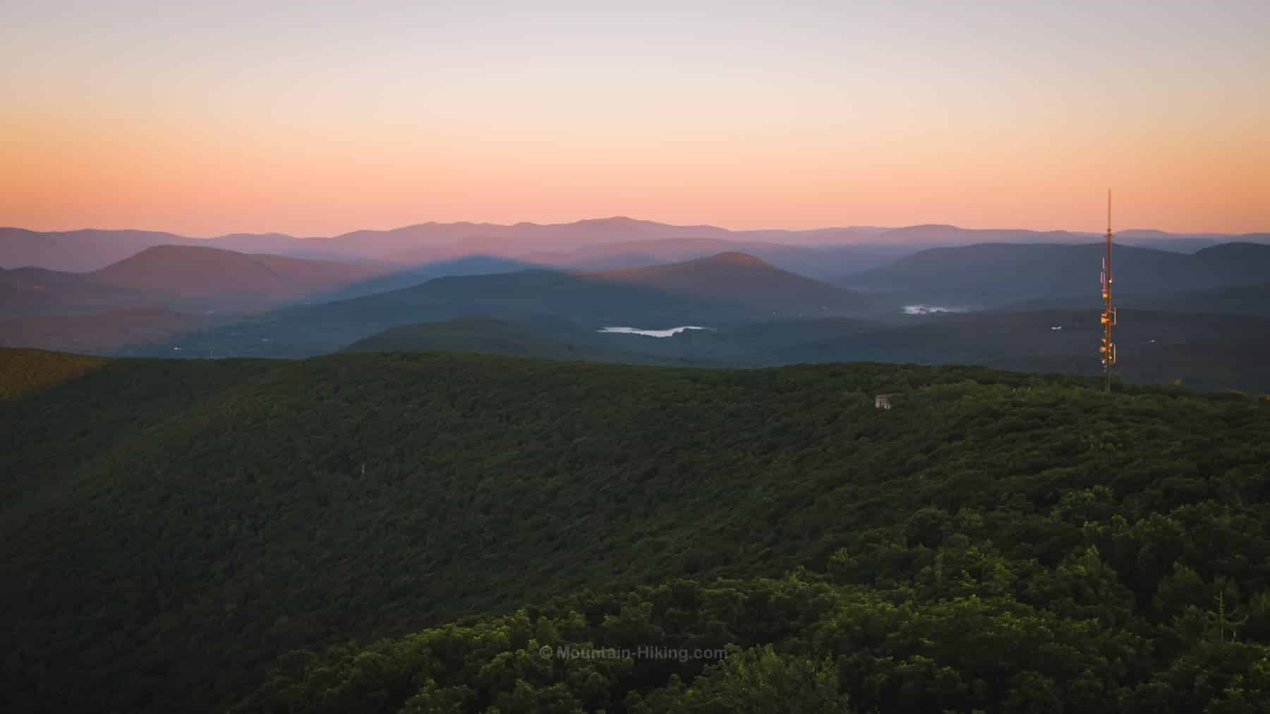 best hikes near Woodstock NY: catskills sunrise/sunset view