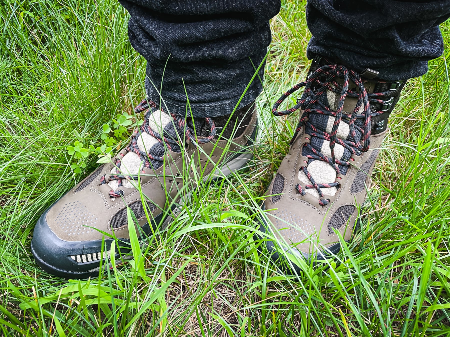 best hiking boots: vasques