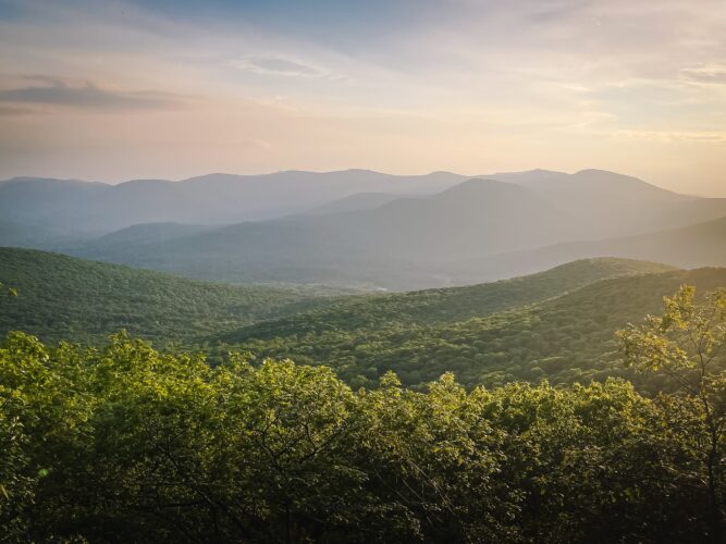 One of the Best Hikes Near Woodstock: Ticetonyk