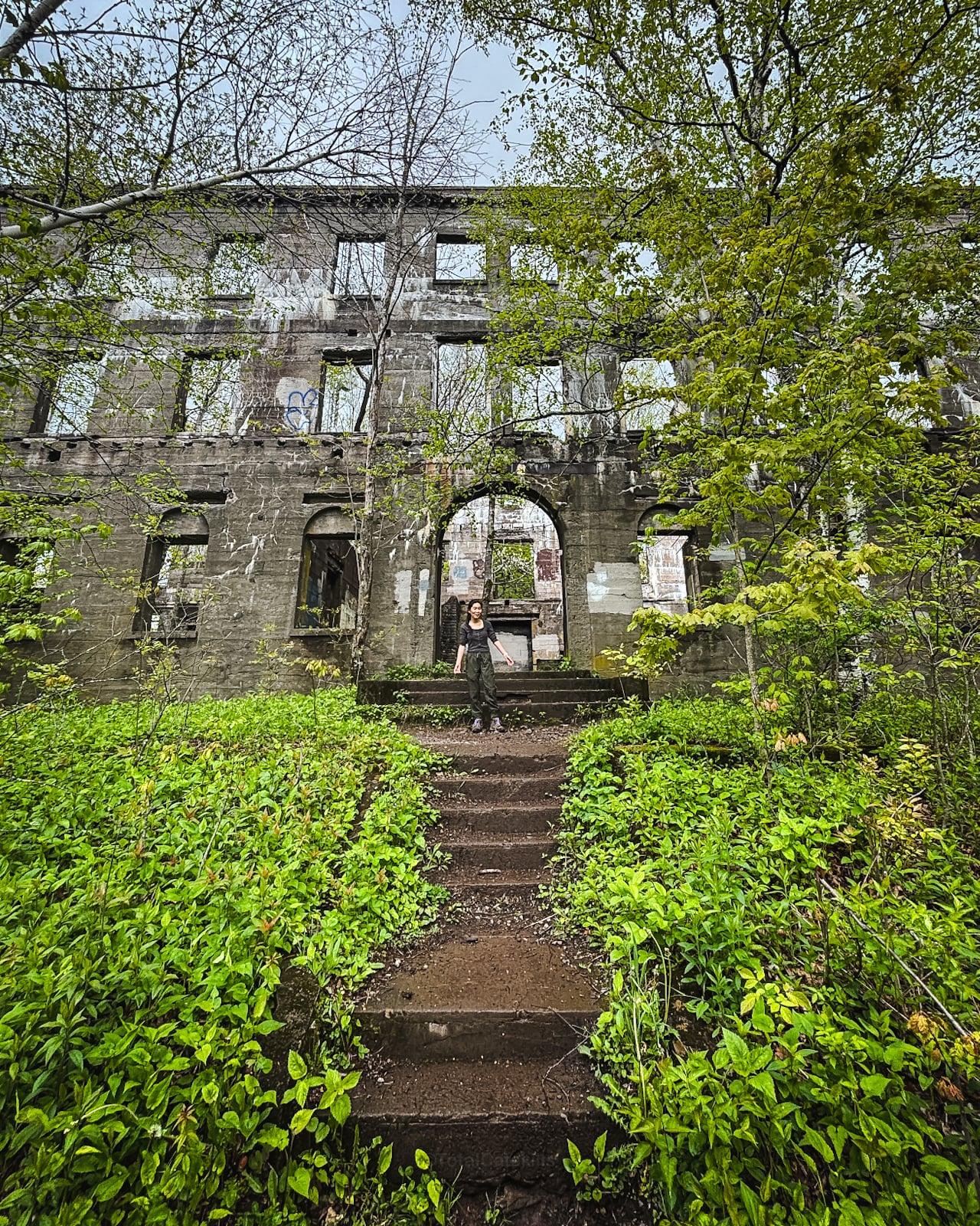 Overlook Mountain House and Fire Tower Trail