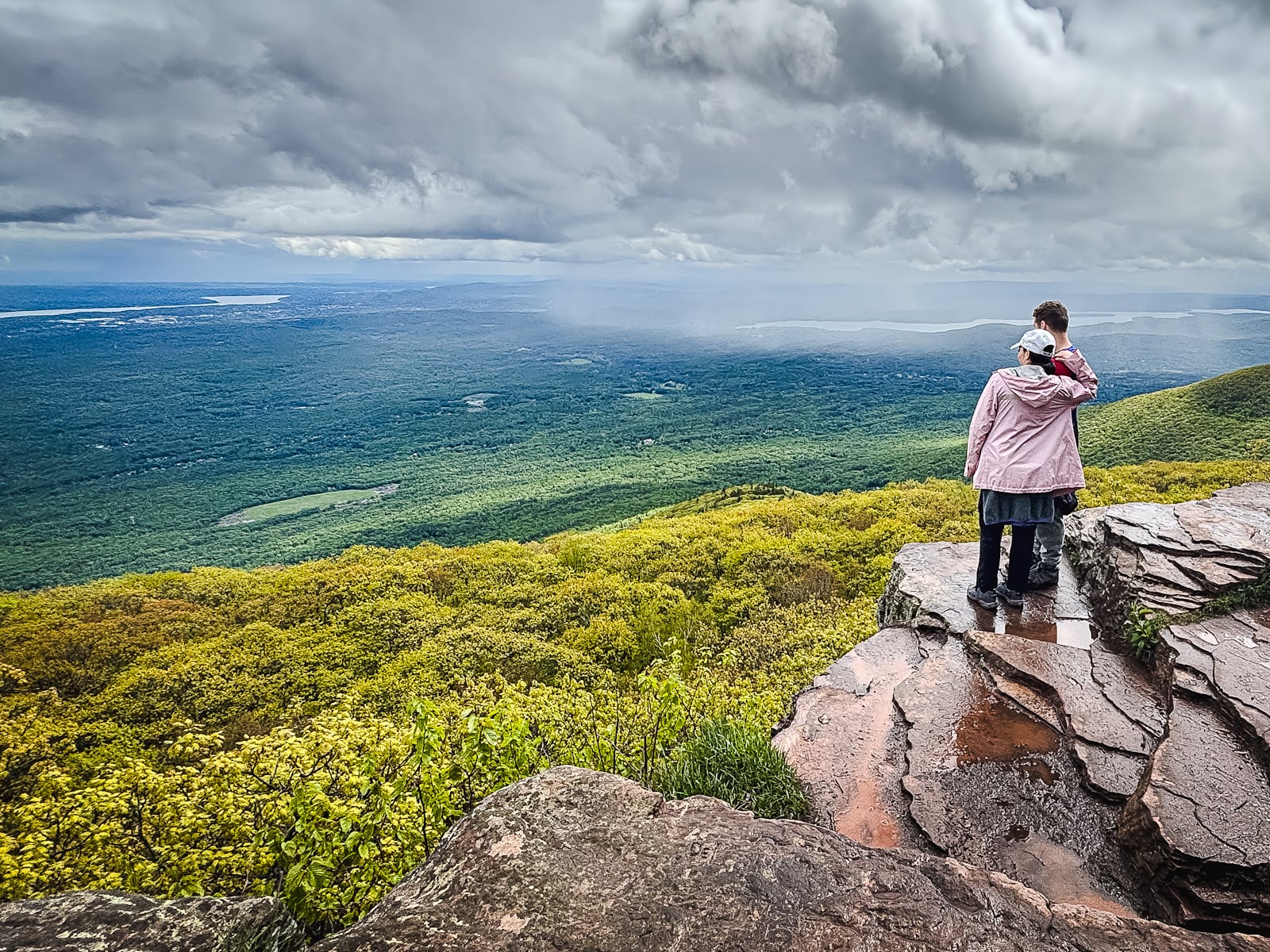 Overlook Mountain House and Fire Tower Trail