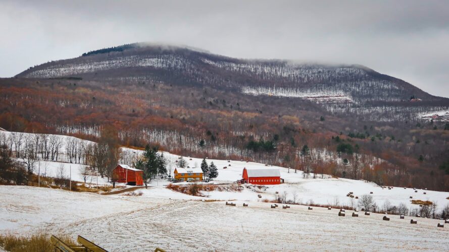 Hike Mount Pisgah in the Northern Catskills | Mountain-Hiking.com