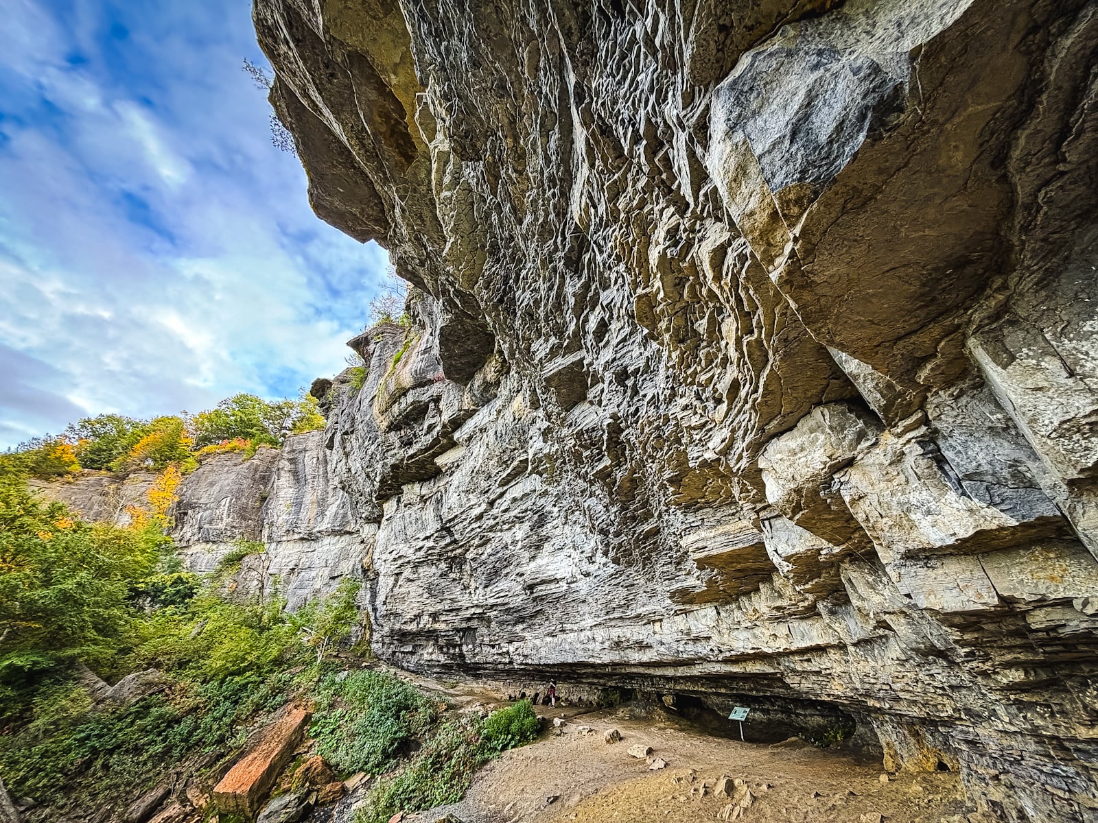 Indian Ladder Trail, Thacher State Park