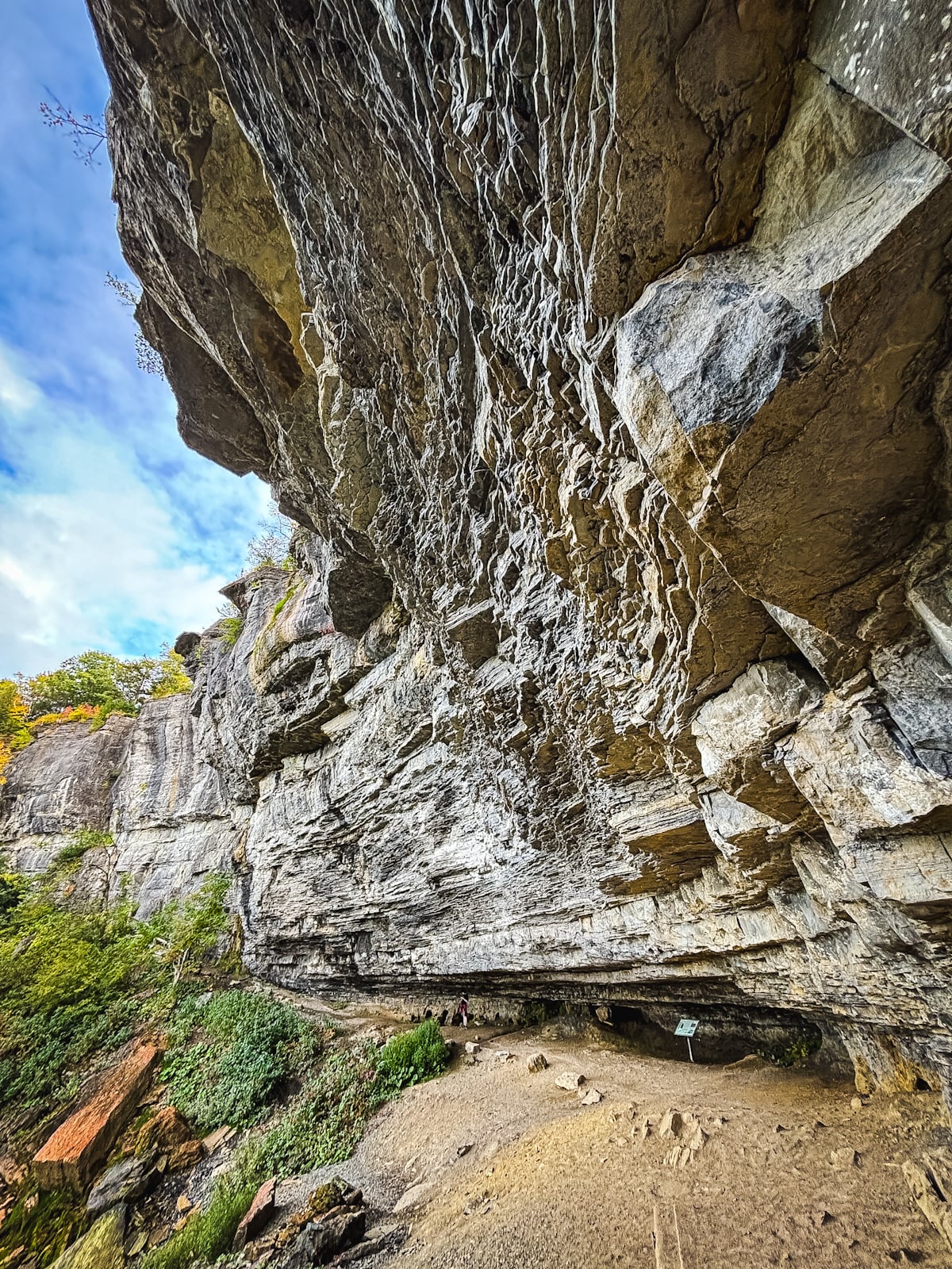 Indian Ladder Trail, Thacher State Park